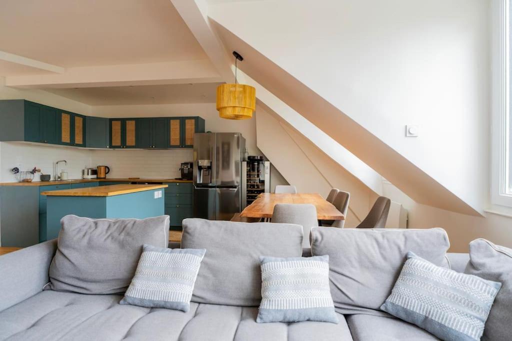 Modern Loft With Terrace In Paris